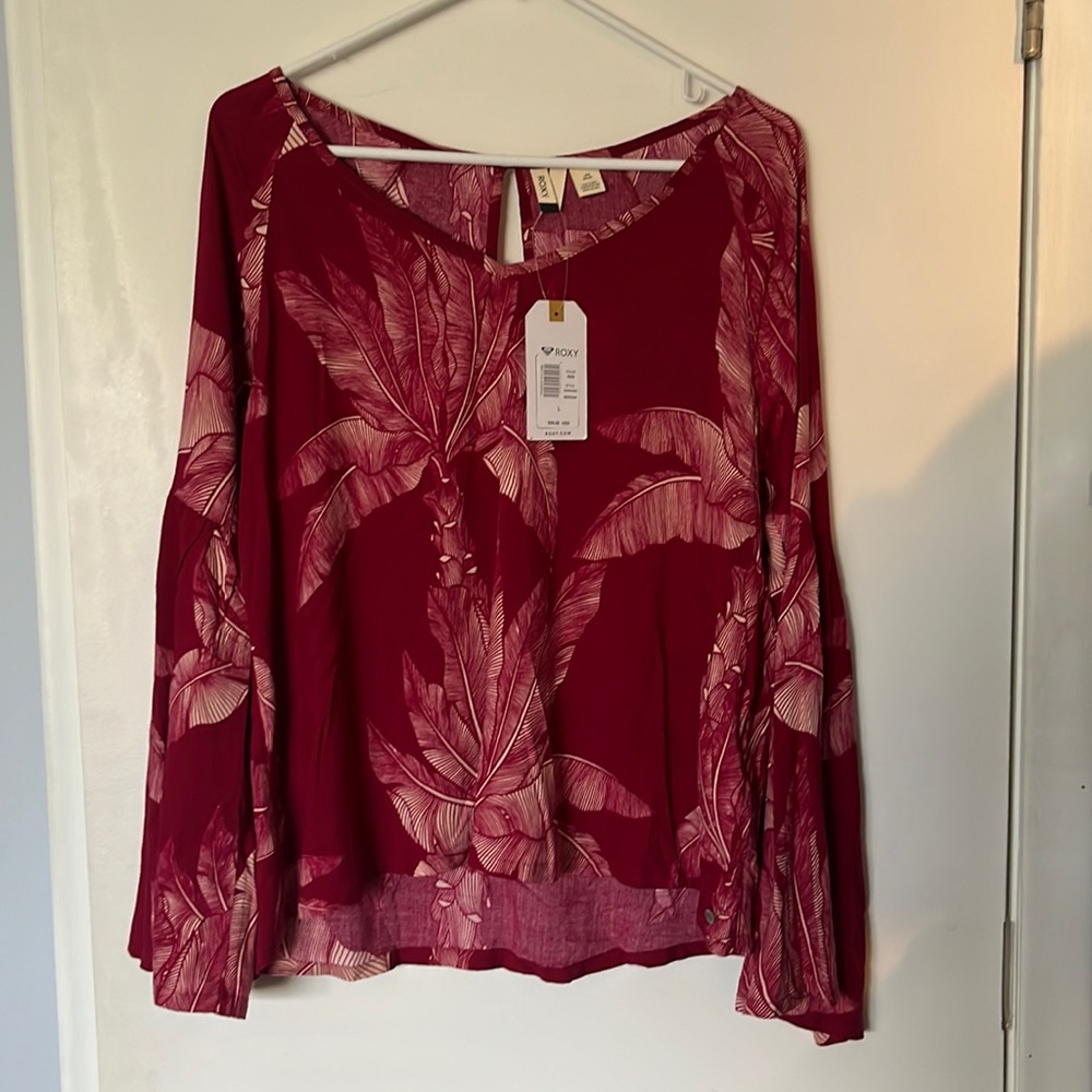 NWT- Shirt and matching backpack 😍 floral print - Roxy